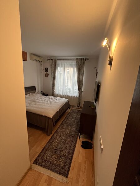 Cotroceni, apartament 3 camere in vila+curte individuala+pivnita.